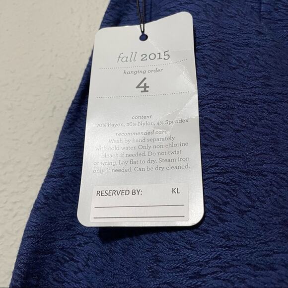 Cabi Blue Heathered Tulip Fluted Skirt Womens 4 Preppy Academia Modest - Picture 2 of 8